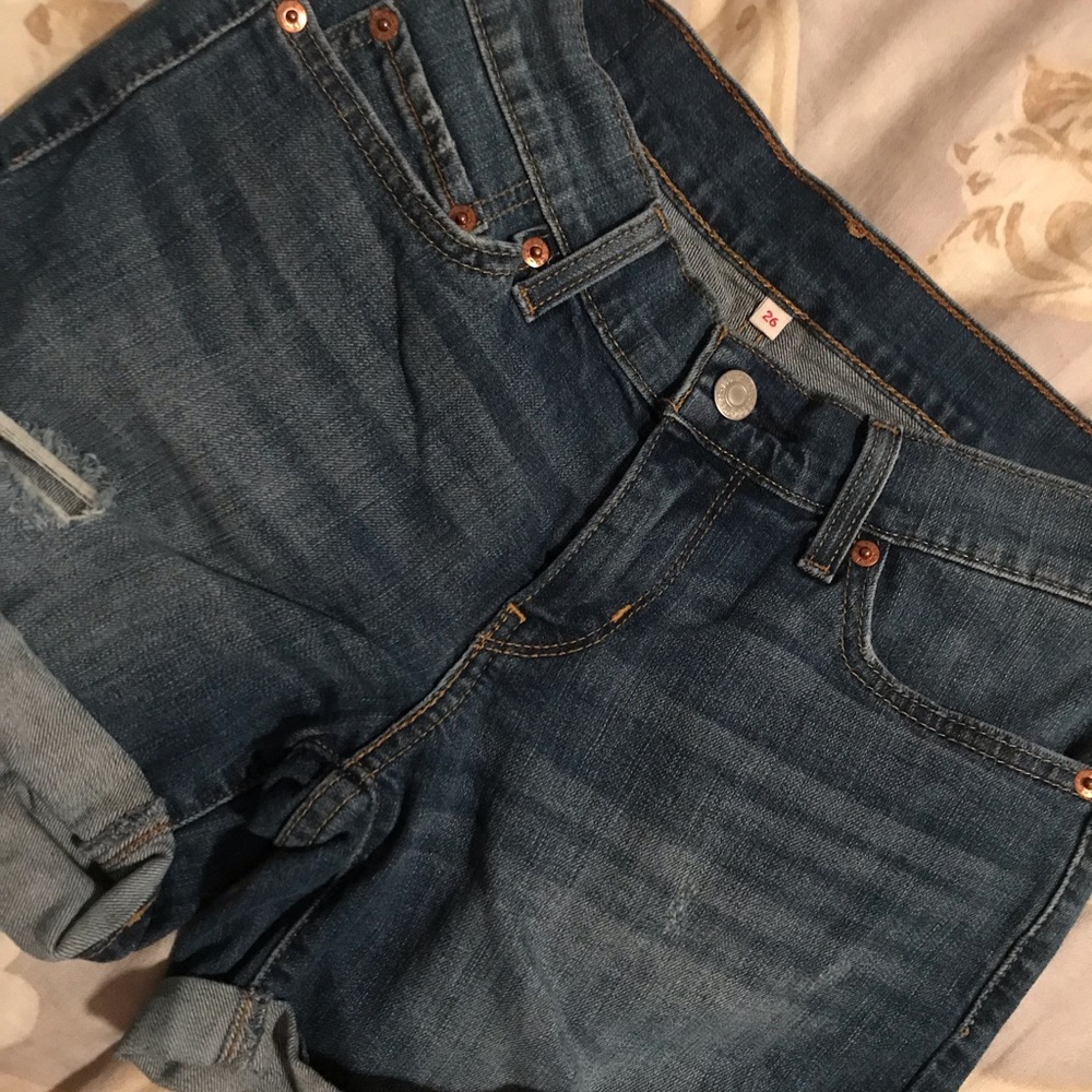Levi shorts